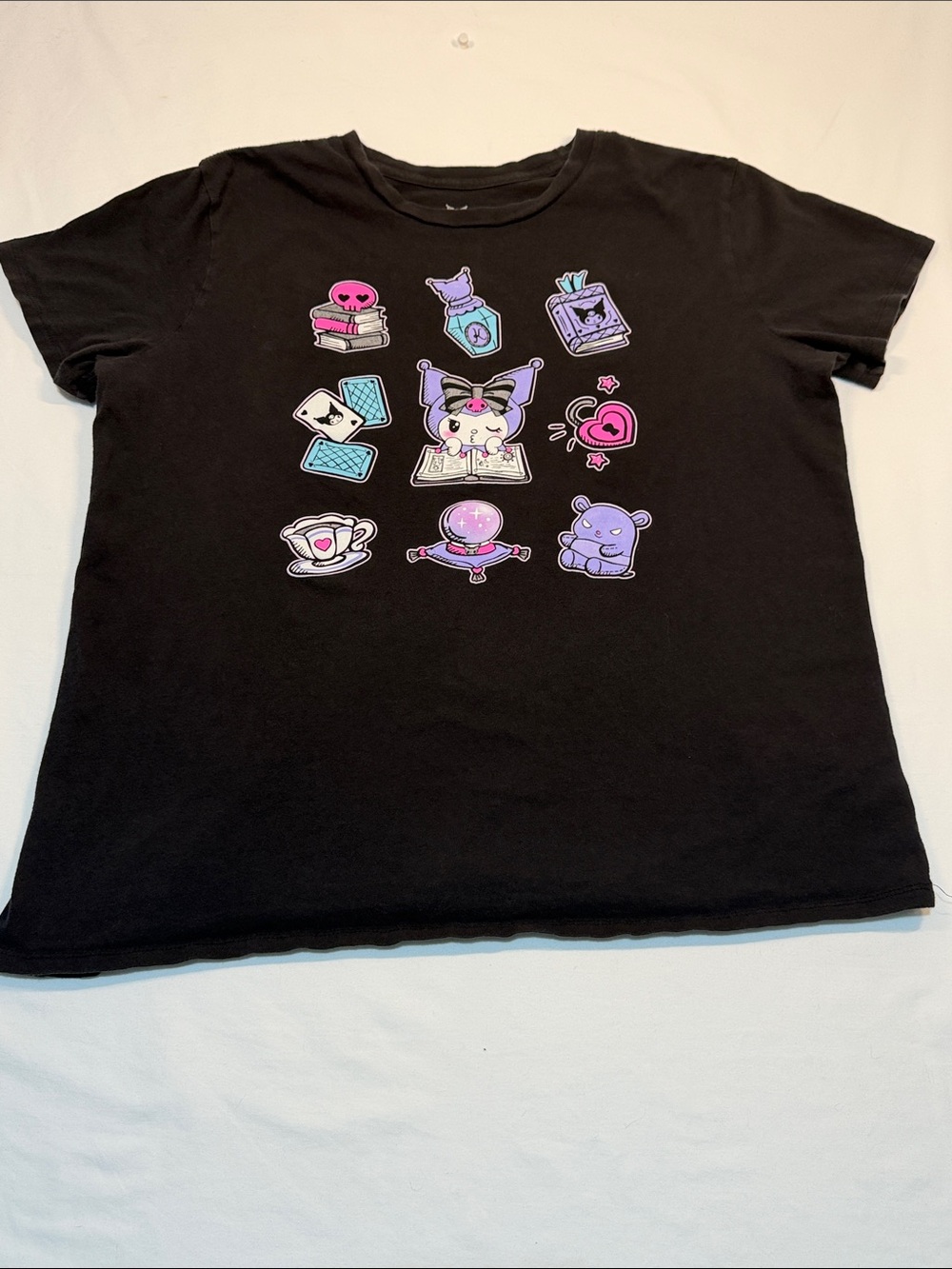 Sanrio W Medium Kuromi BioWorld Black with Kuromi Icons